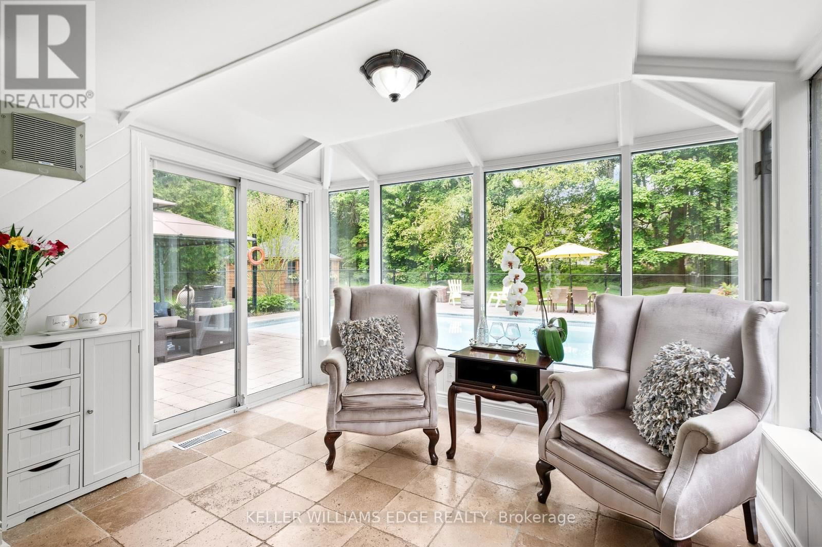 1589 CREDITON PARKWAY Image 9