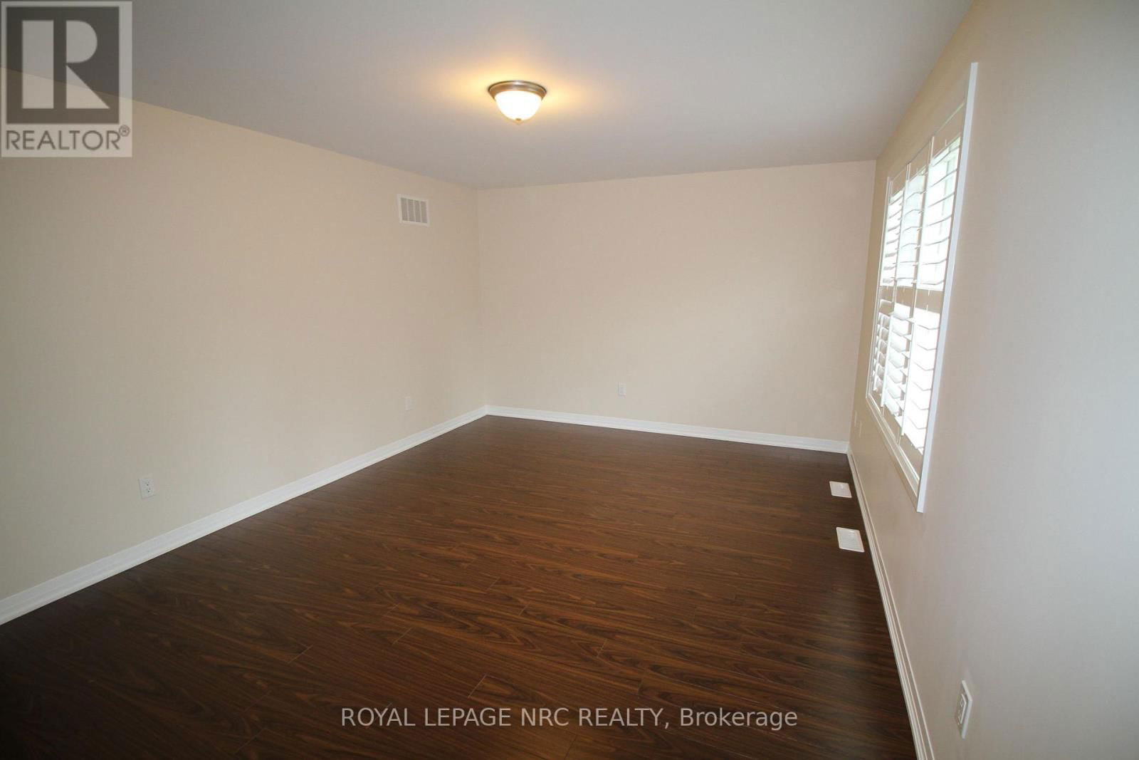 7 OLIANA WAY Image 18