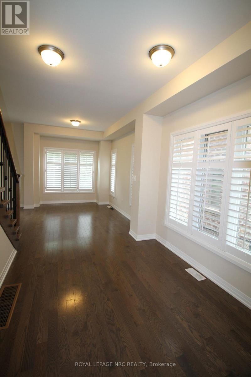7 OLIANA WAY Image 3