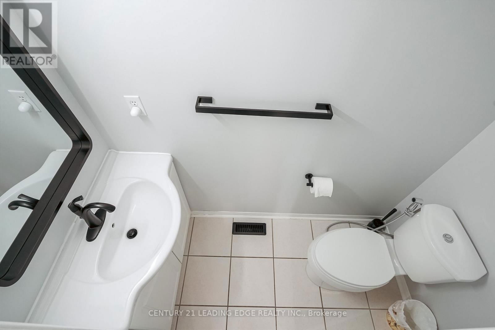 14 GALVESTON CRESCENT Image 13