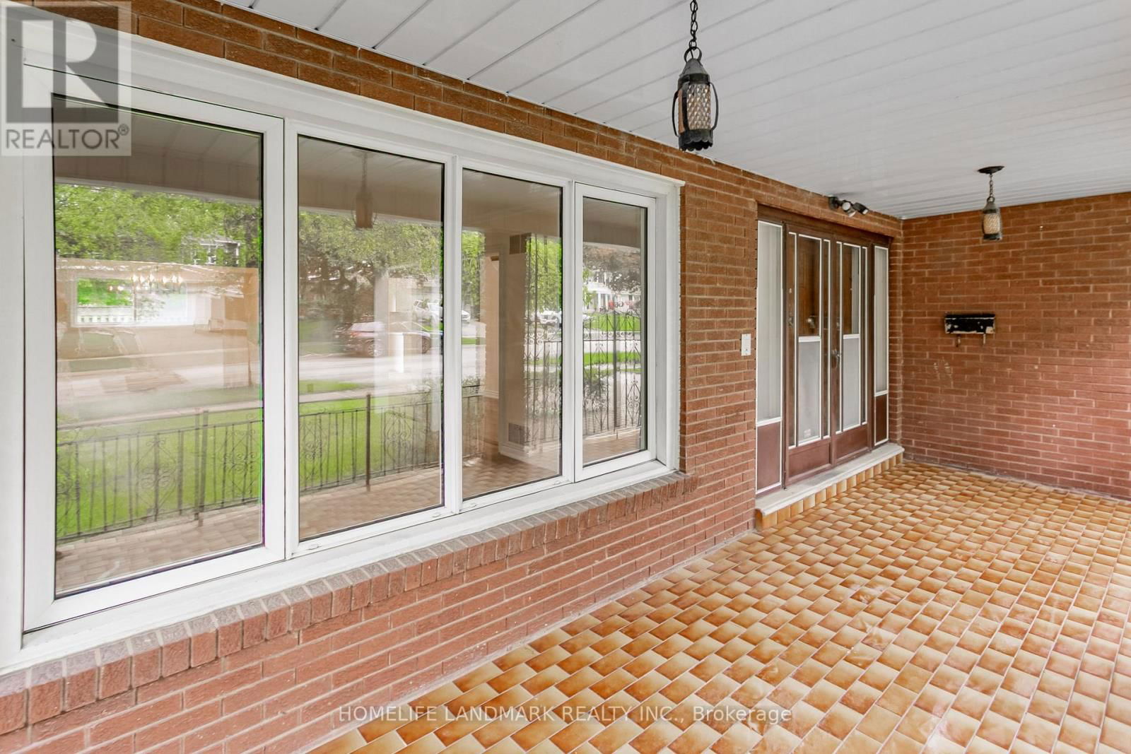 95 POPLAR HEIGHTS DRIVE Image 4