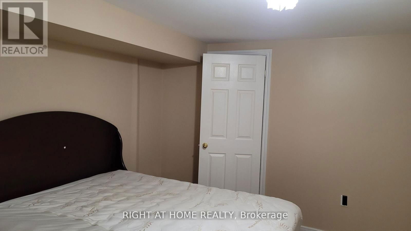 5194 GUILDWOOD WAY Image 20