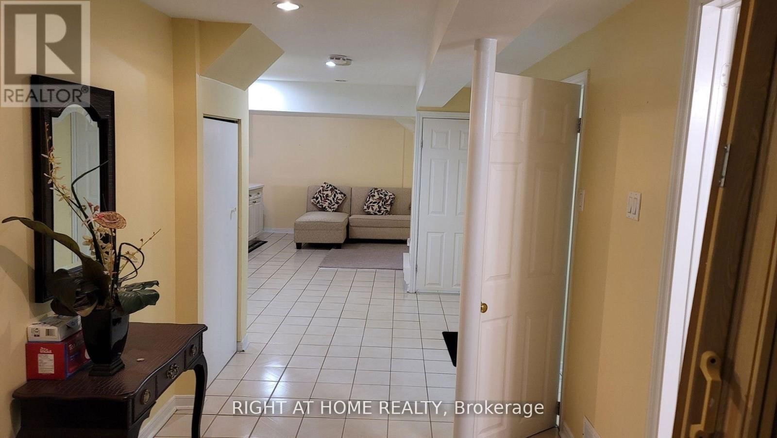 5194 GUILDWOOD WAY Image 30
