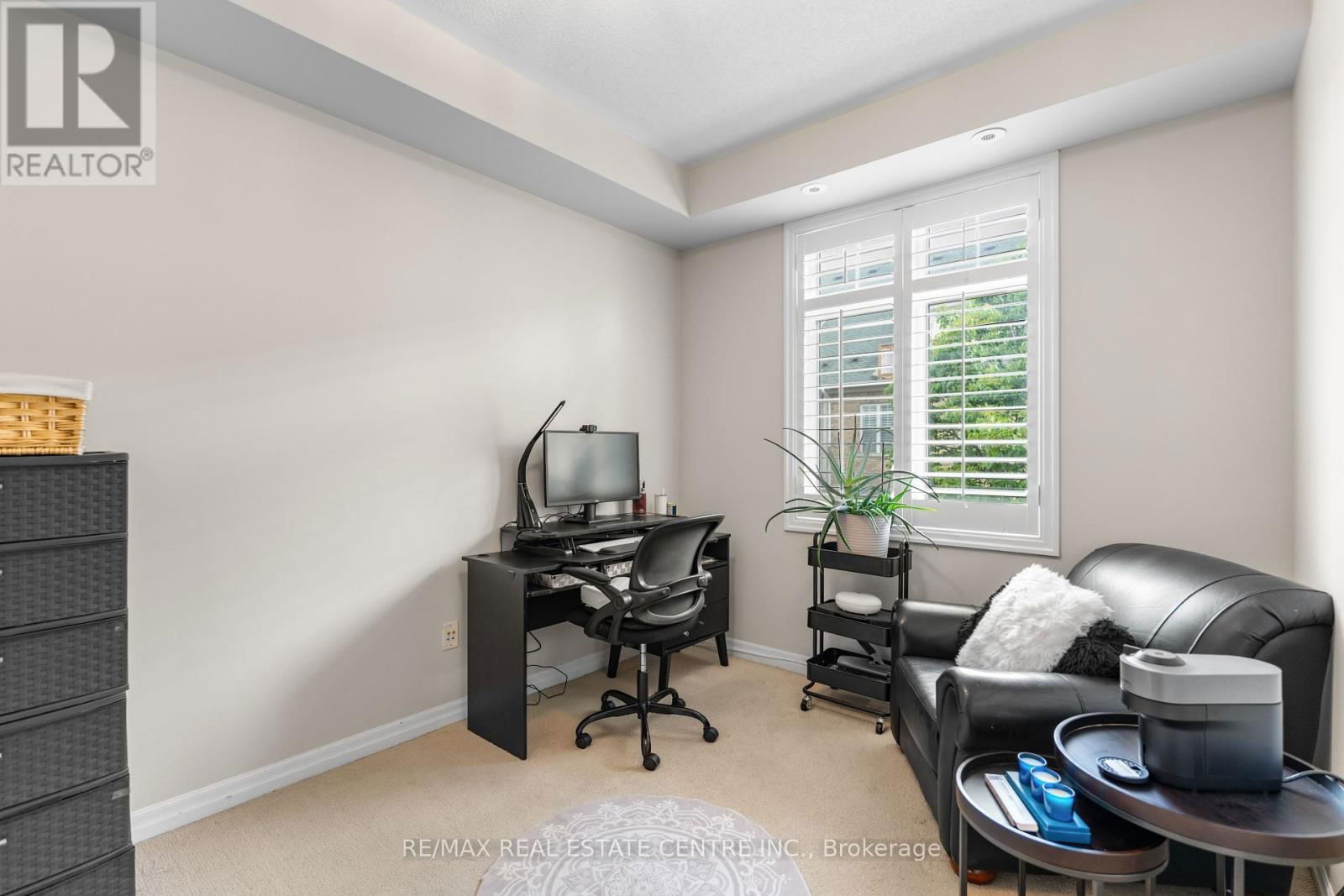 12 ST. LAWRENCE DRIVE Image 26