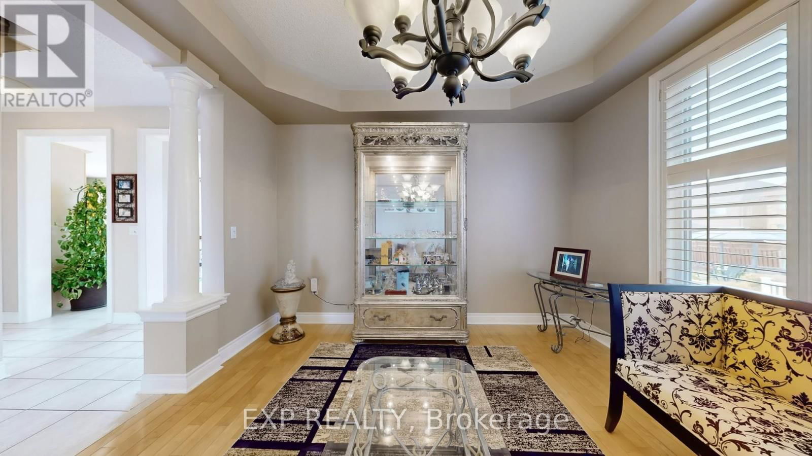 28 COSMO COURT Image 16