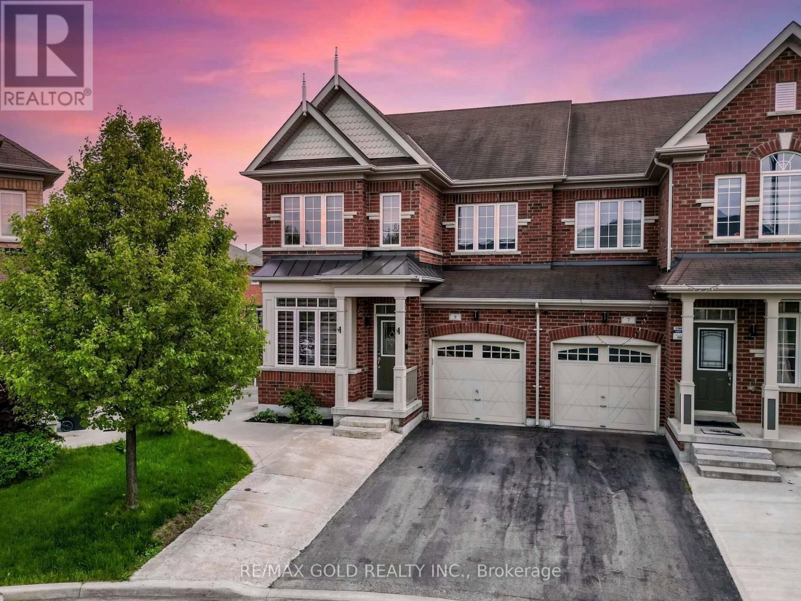 9 KEMPENFELT TRAIL Image 1