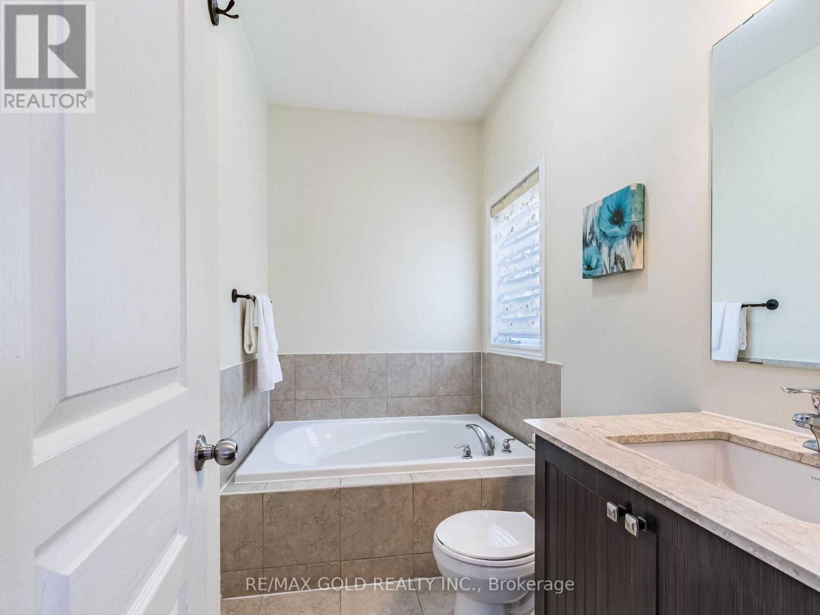 9 KEMPENFELT TRAIL Image 21