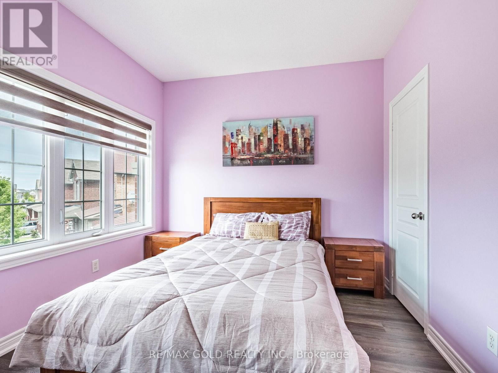 9 KEMPENFELT TRAIL Image 25