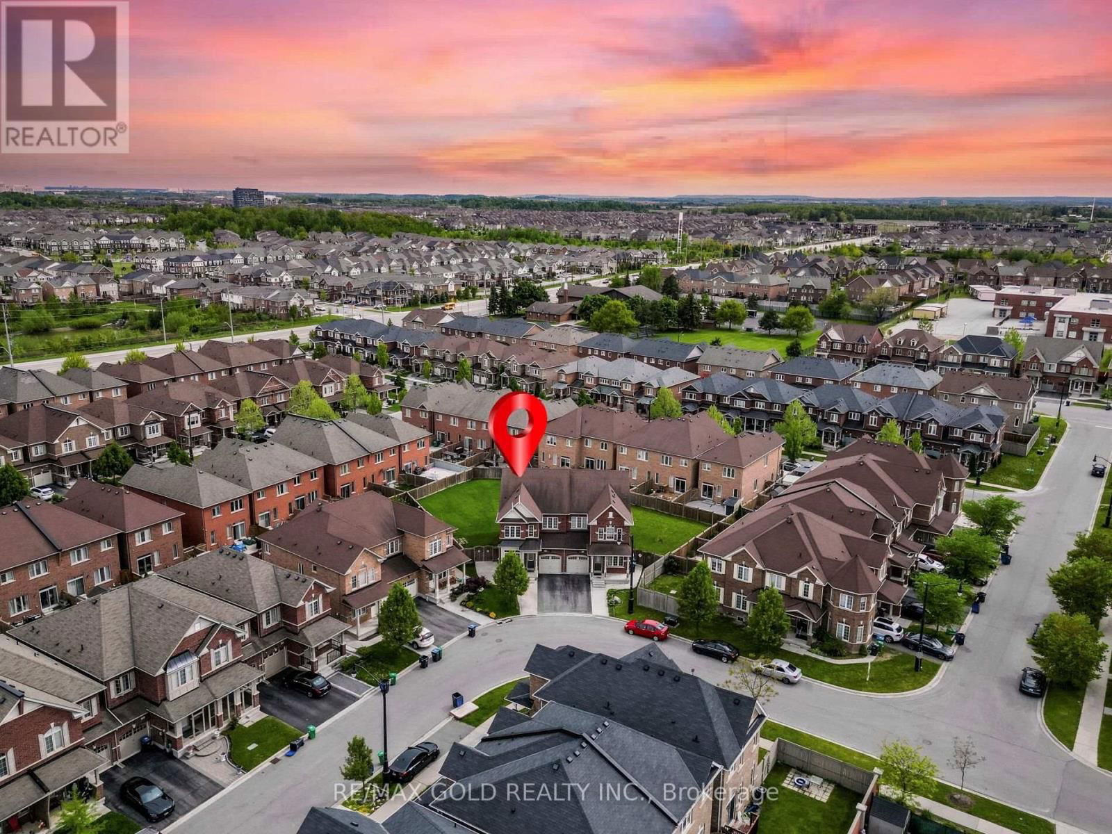 9 KEMPENFELT TRAIL Image 42