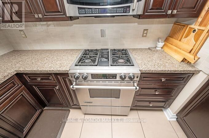 74 ROSEBUD AVENUE Image 15