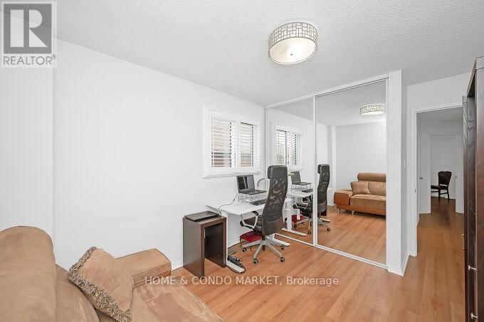 74 ROSEBUD AVENUE Image 29