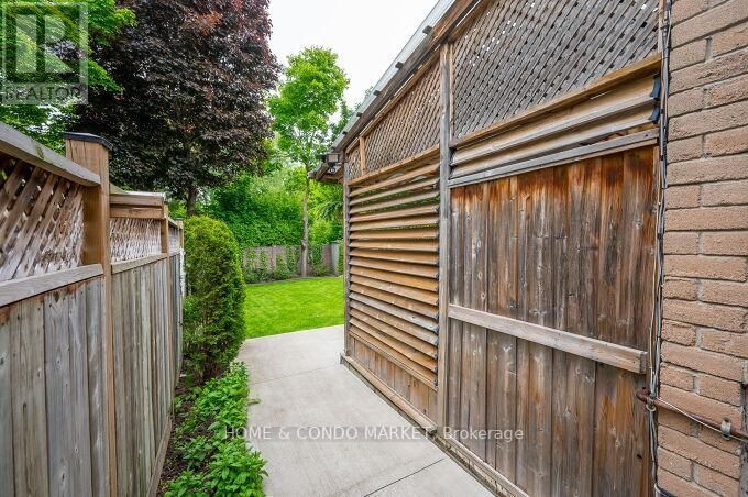 74 ROSEBUD AVENUE Image 48