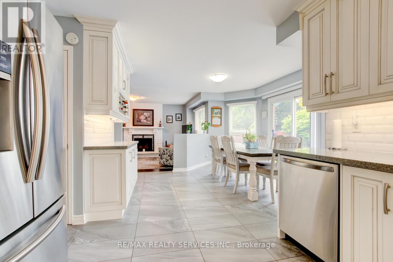 119 KENPARK AVENUE Image 12