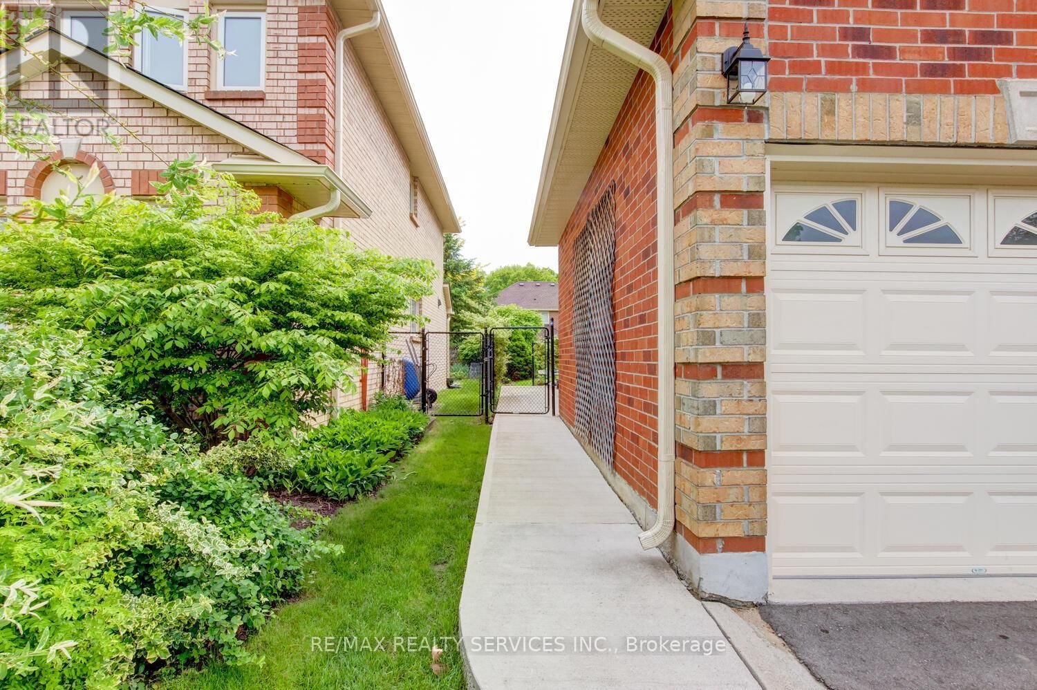 119 KENPARK AVENUE Image 47