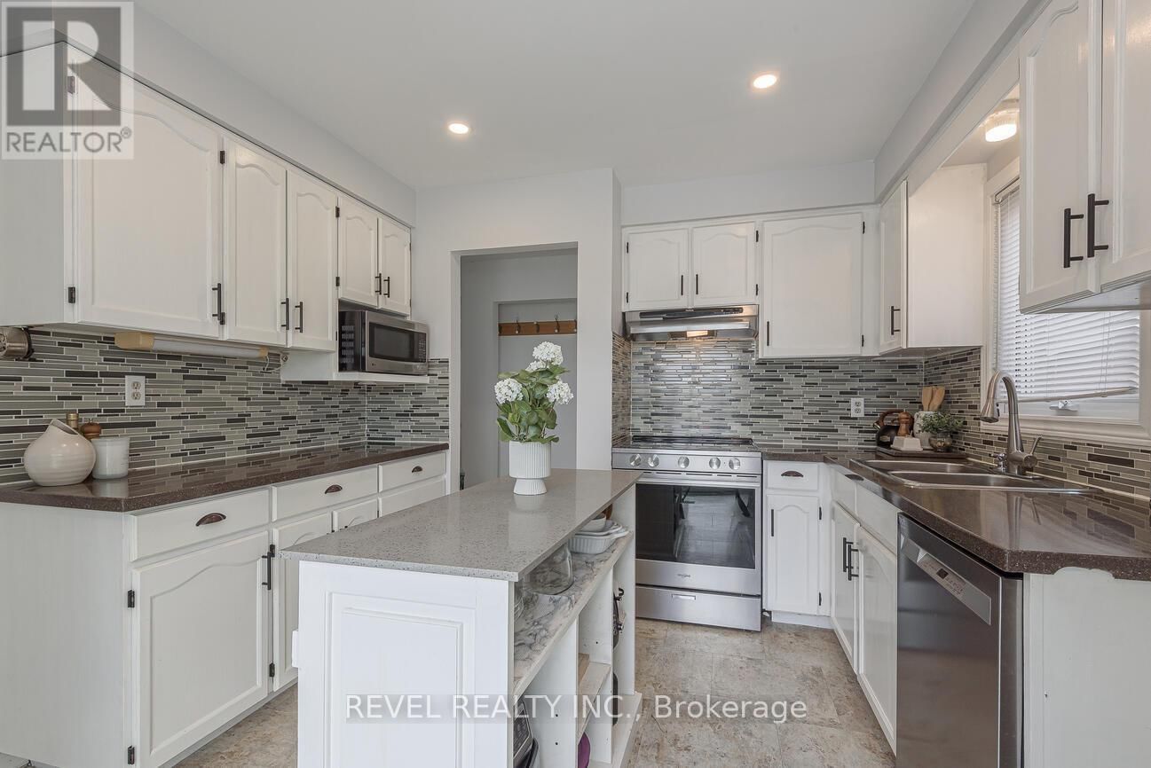 336 LISA MARIE DRIVE Image 12