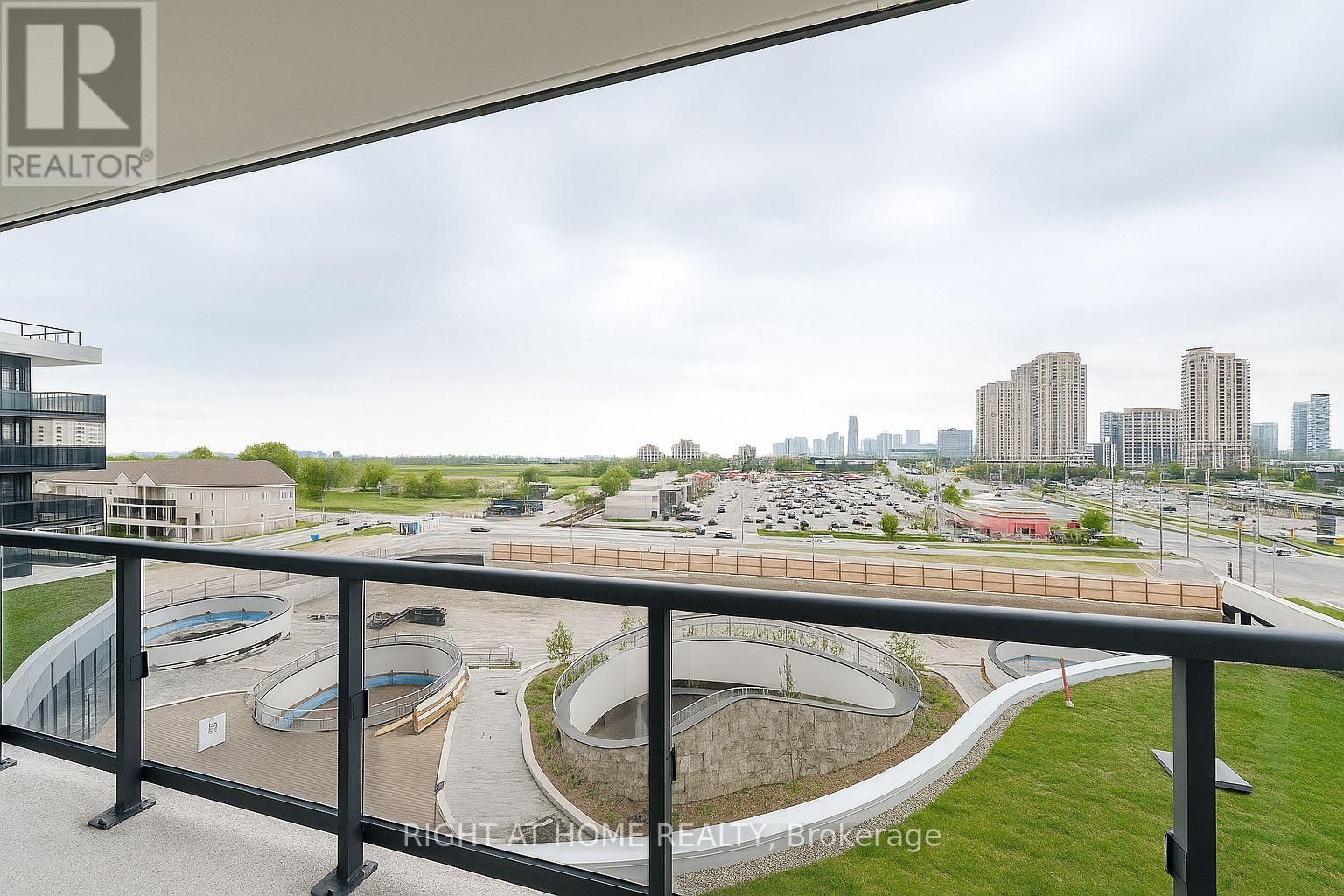 537 - 5081 HURONTARIO STREET Image 15