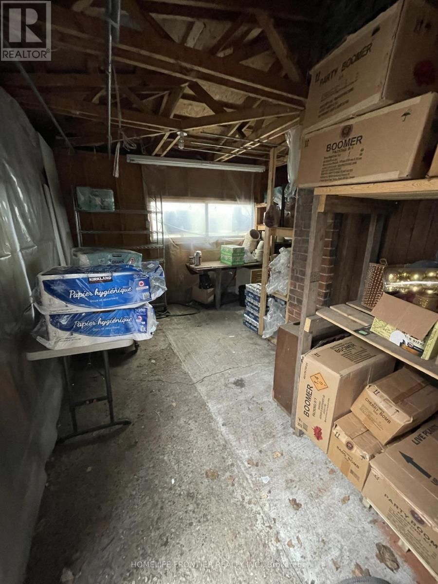 65 DUNN AVENUE Image 11