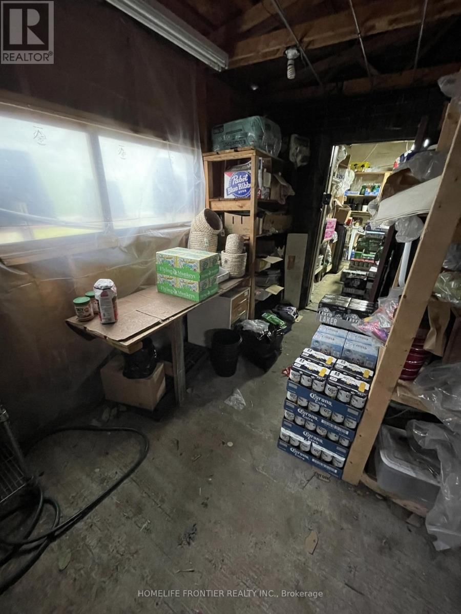 65 DUNN AVENUE Image 12