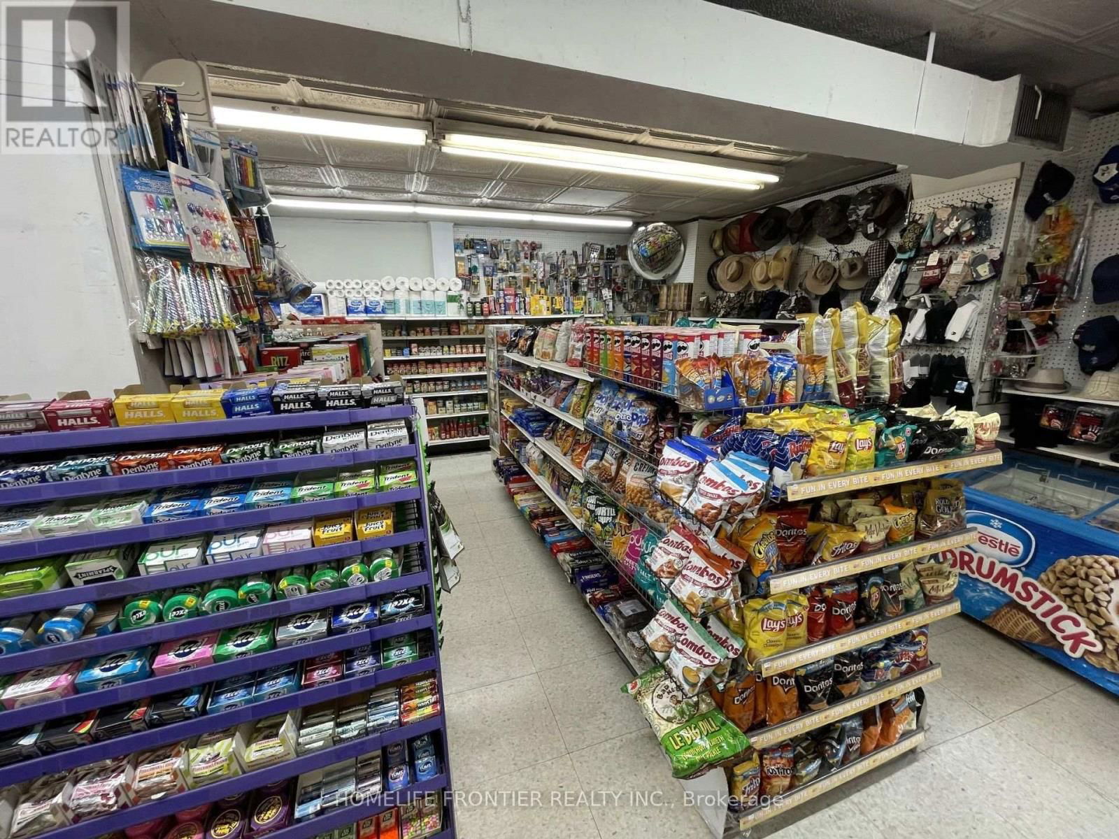 65 DUNN AVENUE Image 6