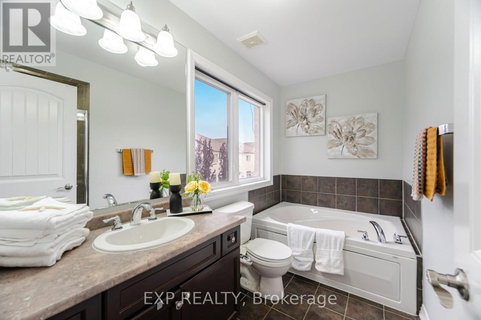 39 FORBES TERRACE Image 31