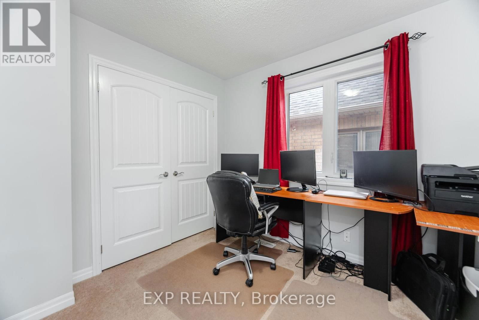 39 FORBES TERRACE Image 36