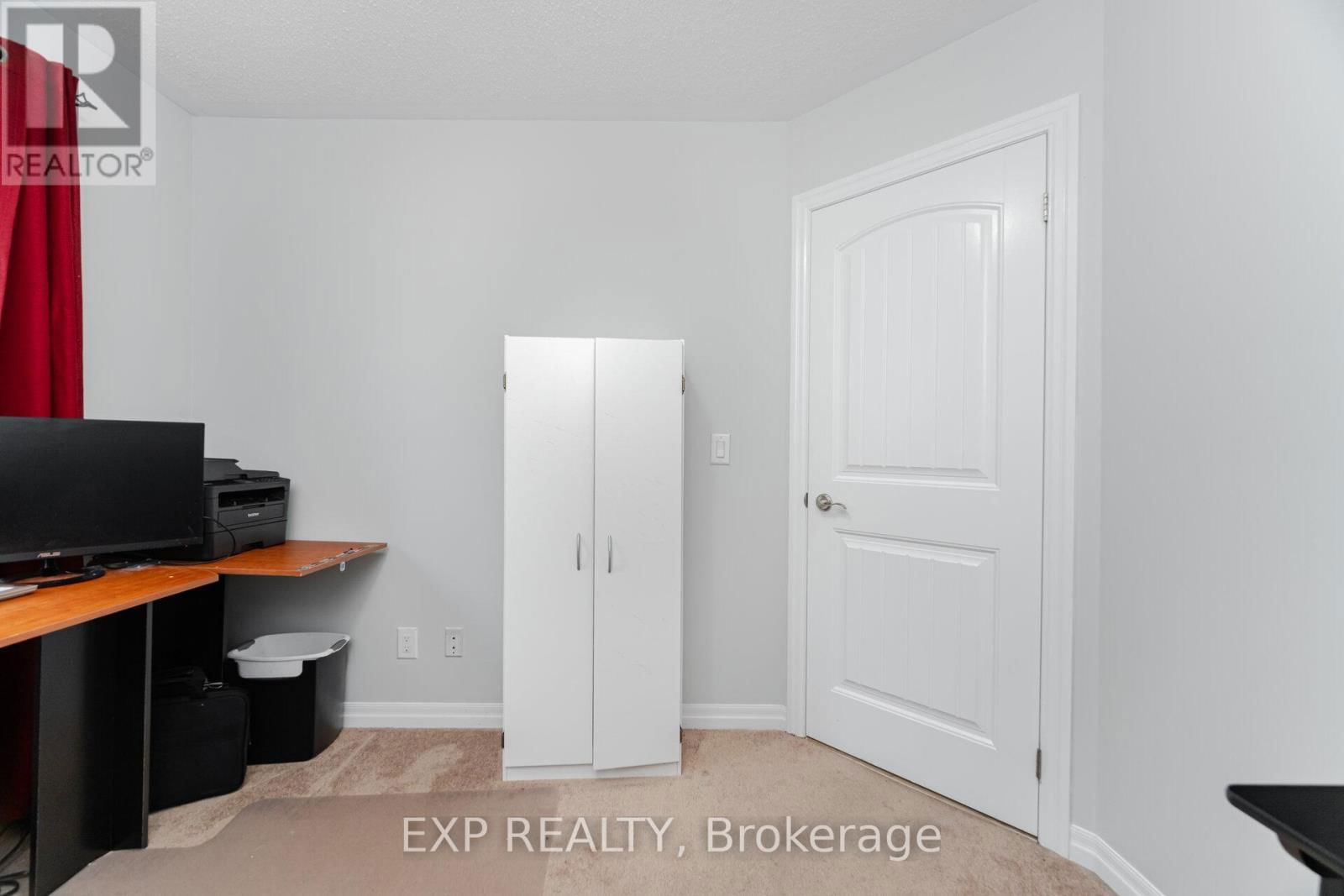 39 FORBES TERRACE Image 37