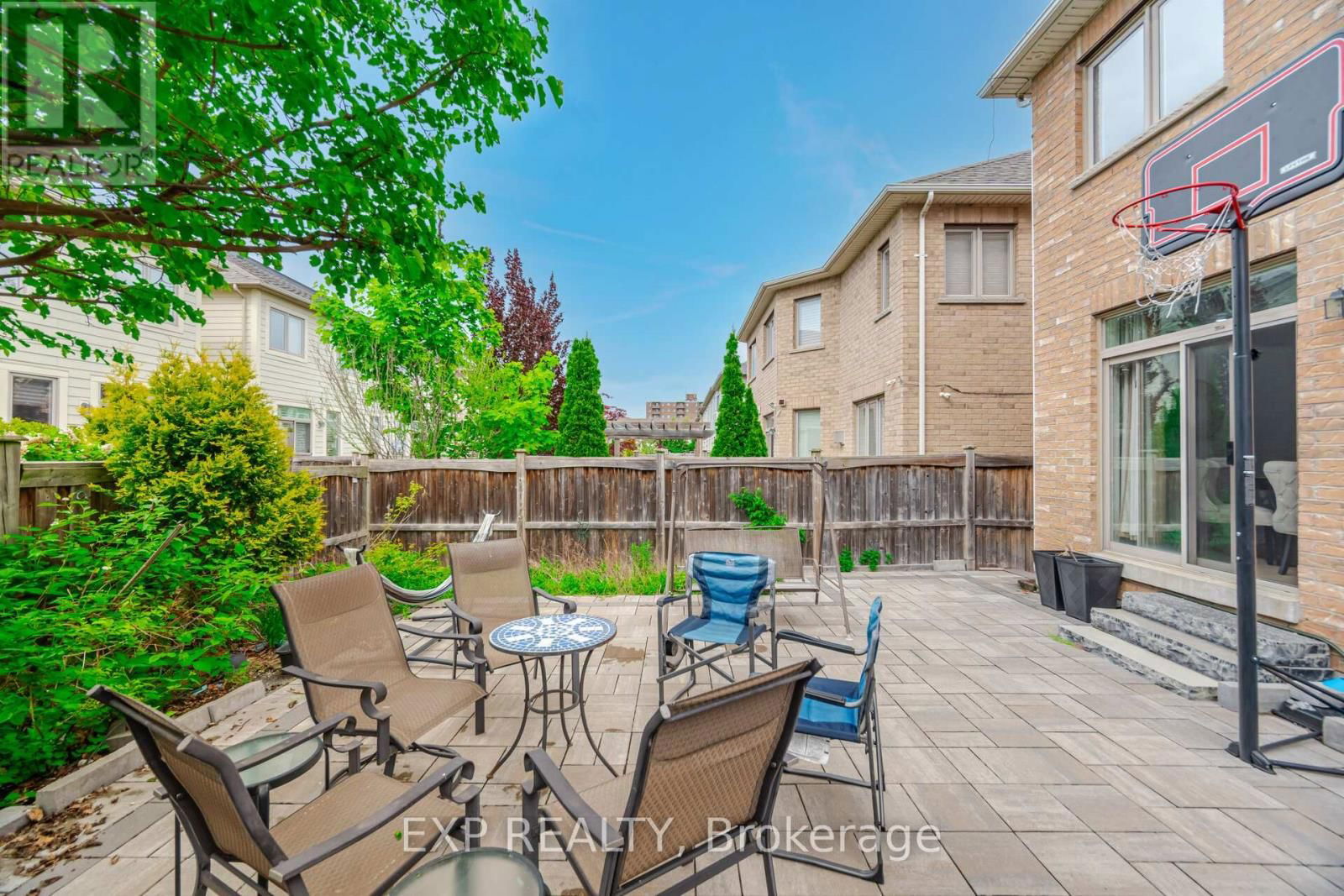 39 FORBES TERRACE Image 42