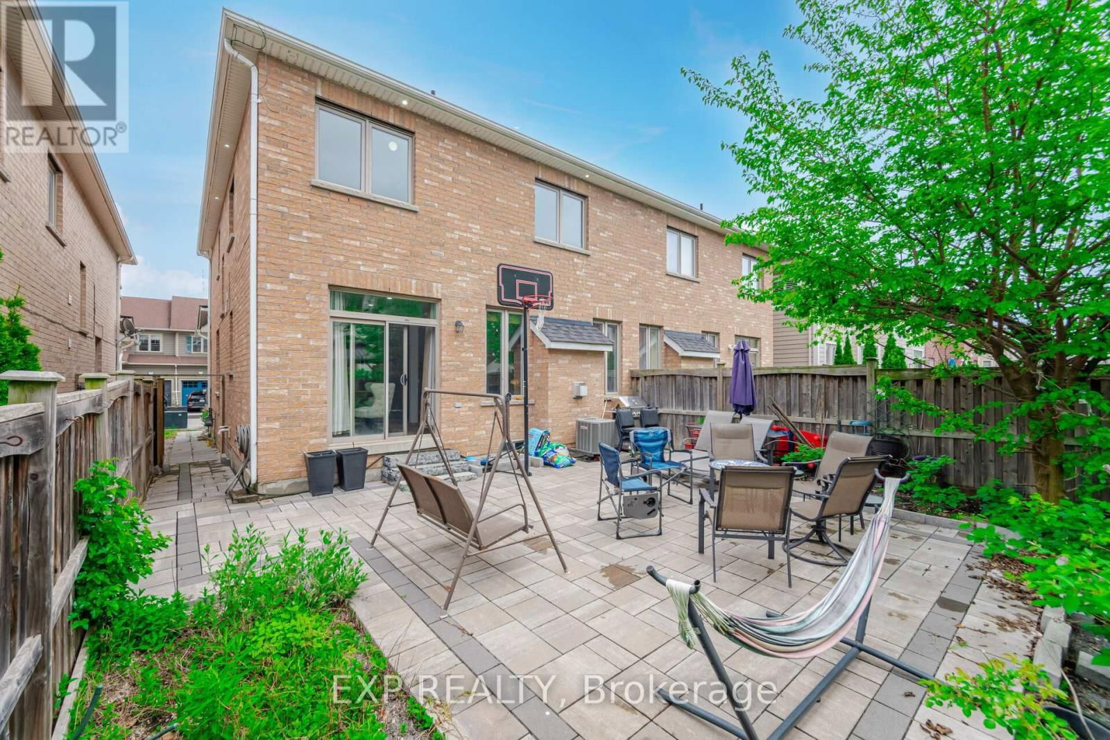 39 FORBES TERRACE Image 44