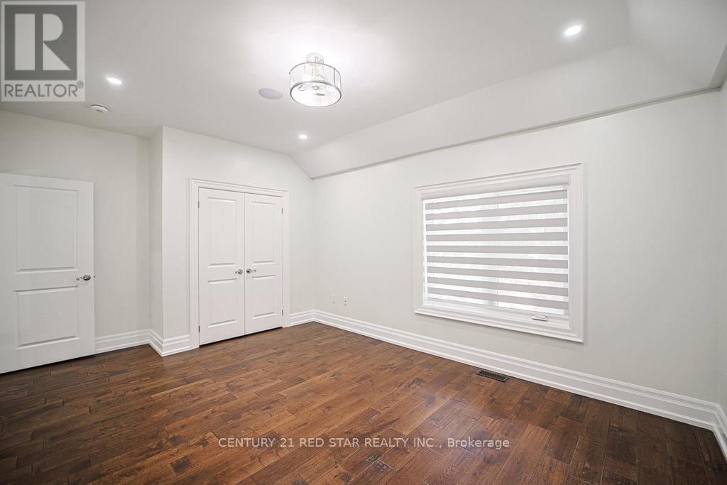 164 ELMHURST DRIVE Image 22