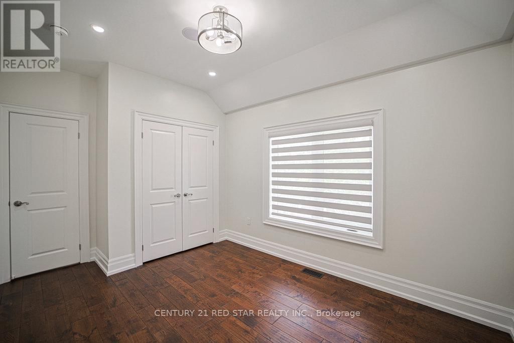 164 ELMHURST DRIVE Image 24