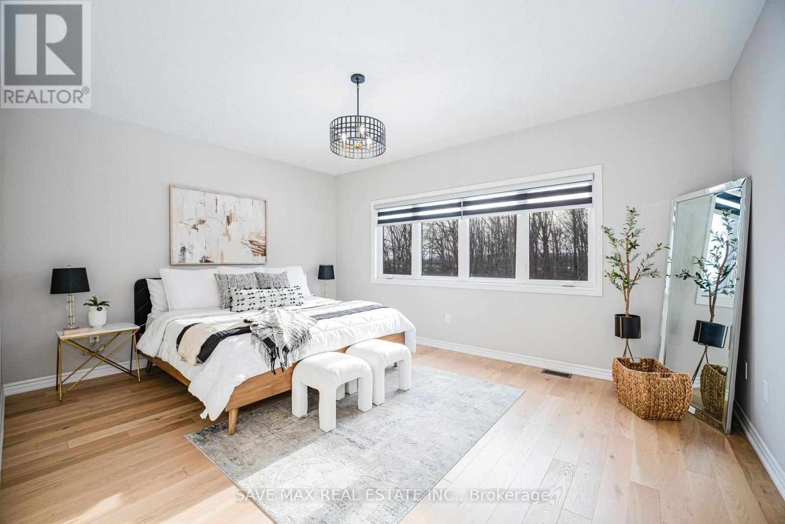 449 THORNBORROW COURT Image 26