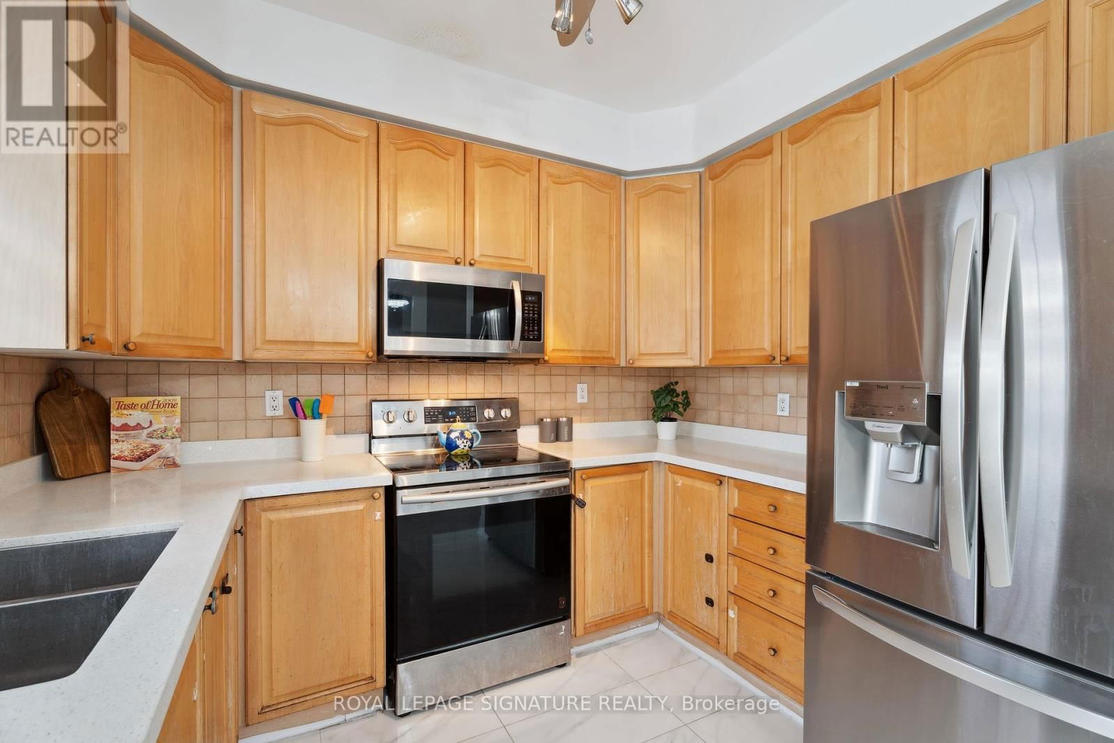 72 PENBRIDGE CIRCLE Image 13