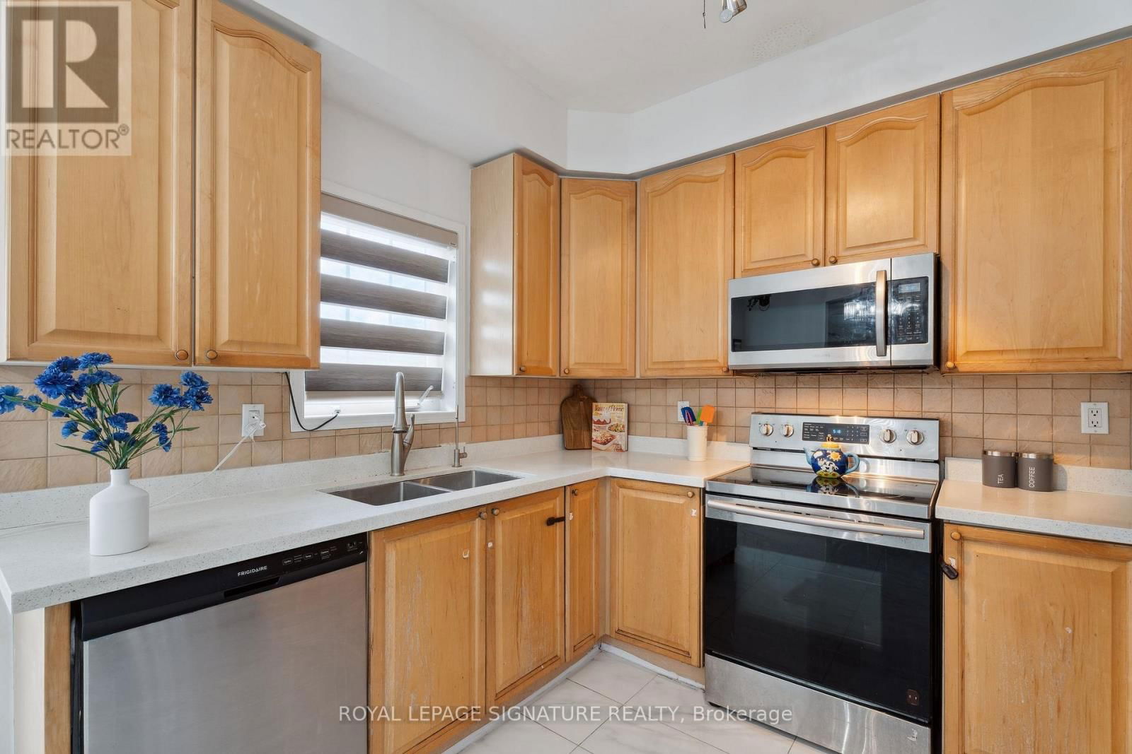 72 PENBRIDGE CIRCLE Image 14
