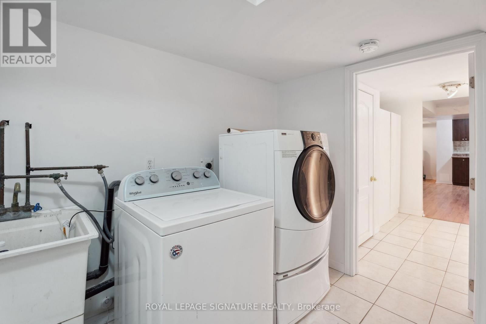 72 PENBRIDGE CIRCLE Image 40