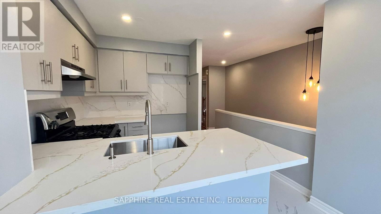 3255 REDPATH CIRCLE Image 11