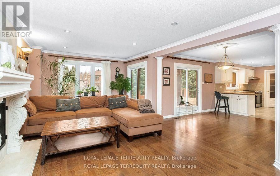 1714 GLOBE COURT Image 14