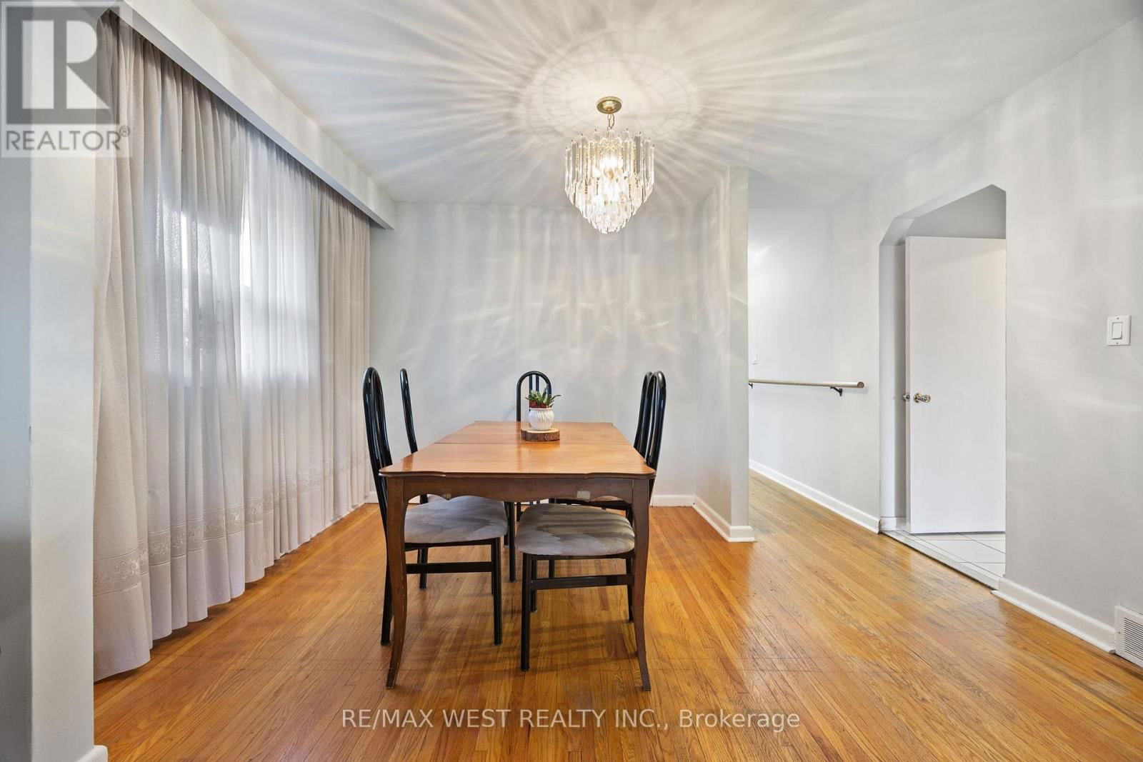 47 BRAWLEY AVENUE Image 14