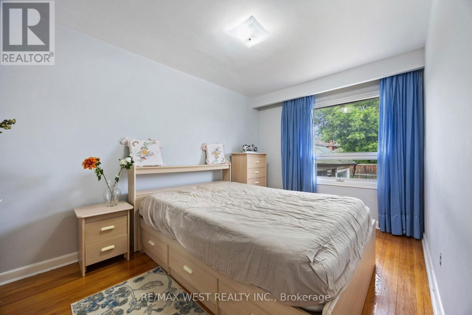 47 BRAWLEY AVENUE Image 15