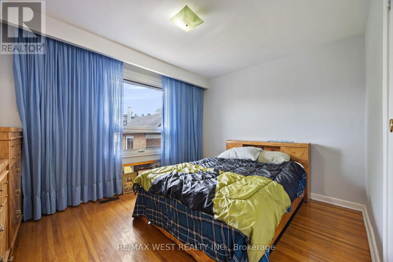 47 BRAWLEY AVENUE Image 17