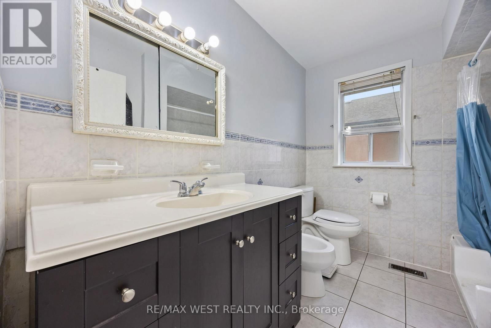 47 BRAWLEY AVENUE Image 20