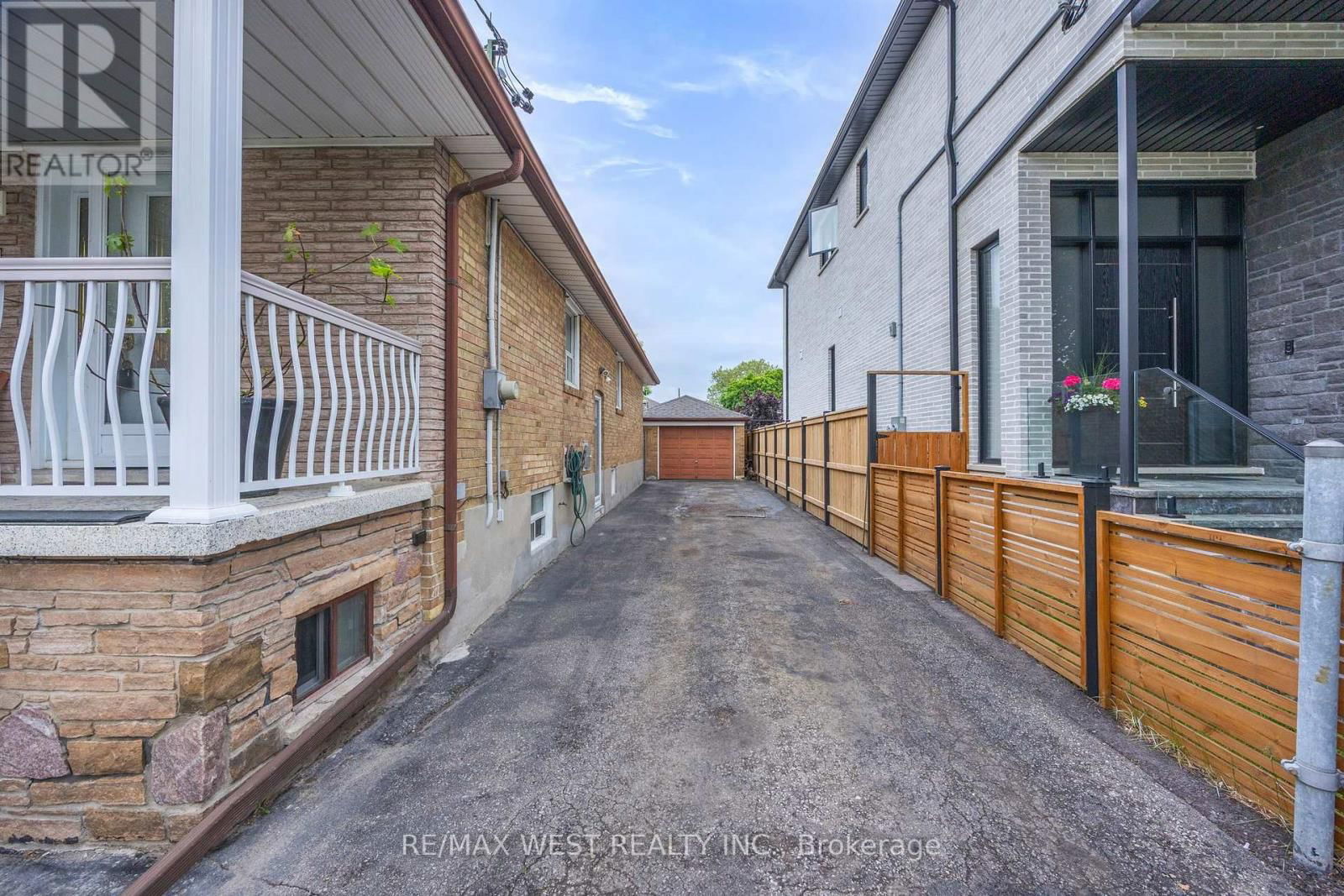 47 BRAWLEY AVENUE Image 3