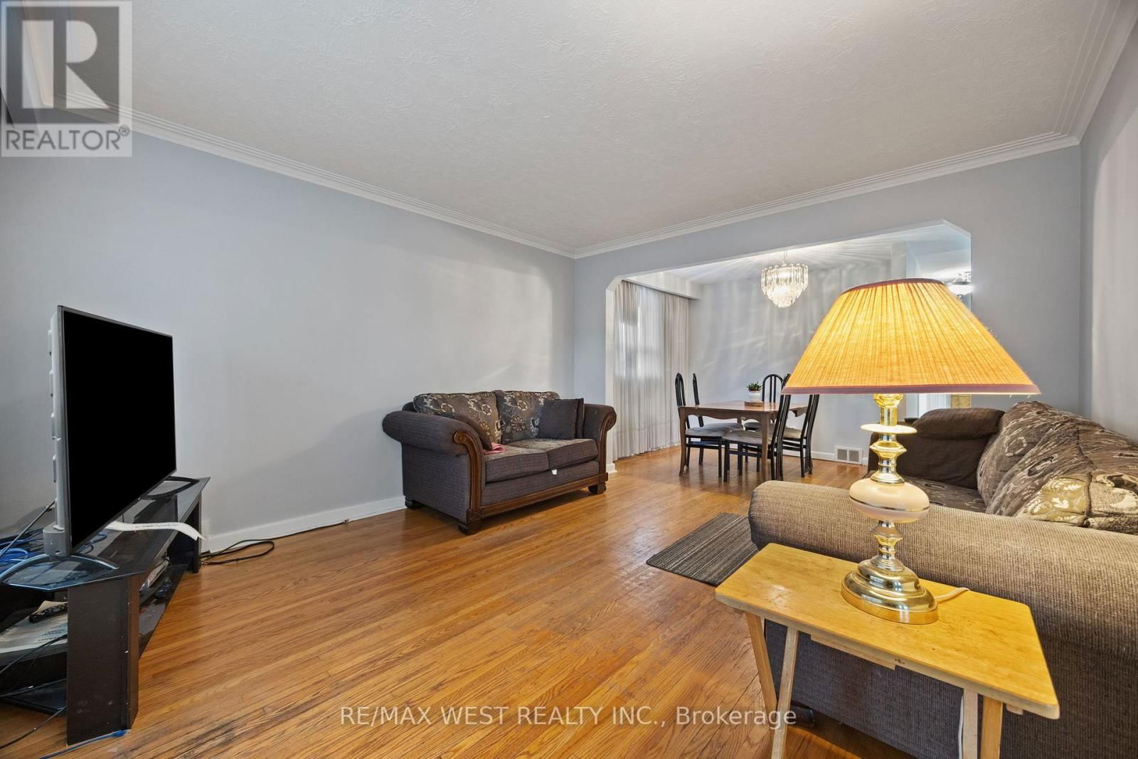 47 BRAWLEY AVENUE Image 8