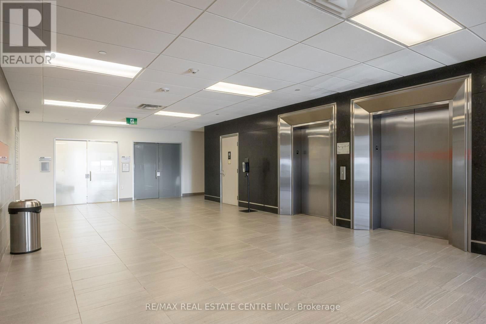 408 - 3075 HOSPITAL GATE Image 3