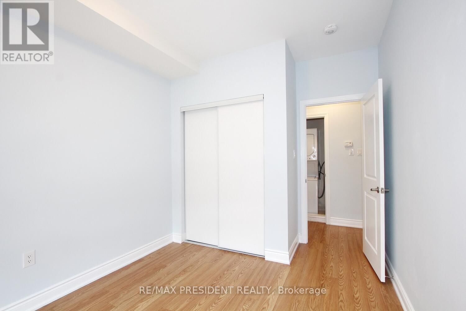 69 - 80 KNOTSBERRY CIRCLE Image 32