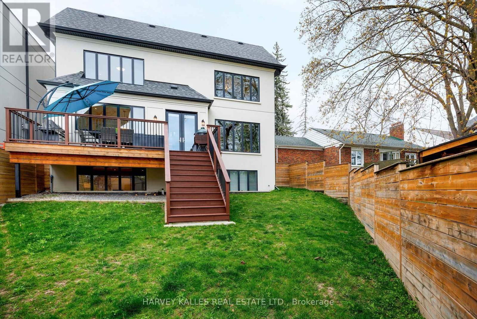 4673 DUNDAS STREET WEST Image 24