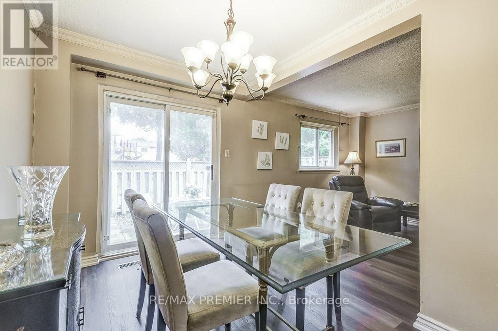 81 - 2670 BATTLEFORD ROAD Image 11