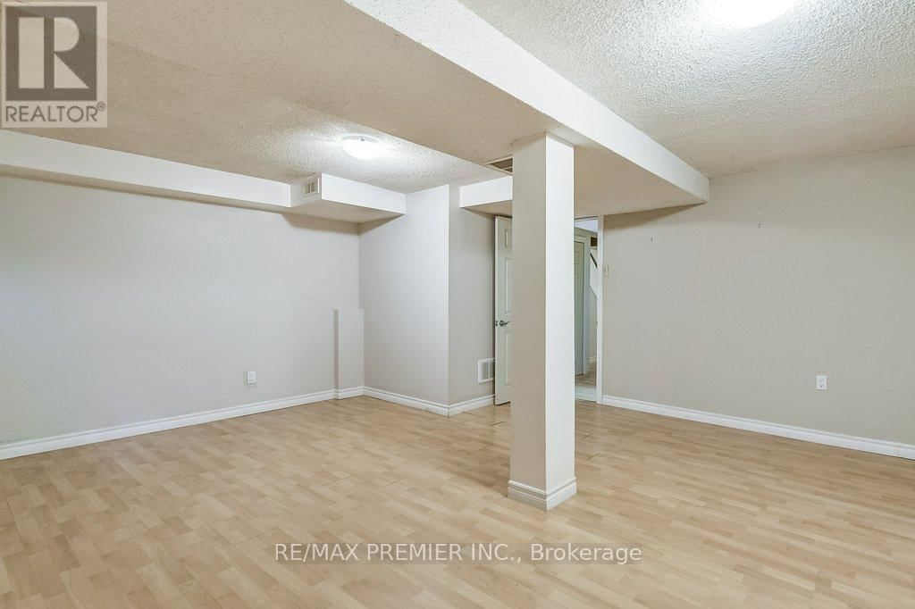 81 - 2670 BATTLEFORD ROAD Image 30