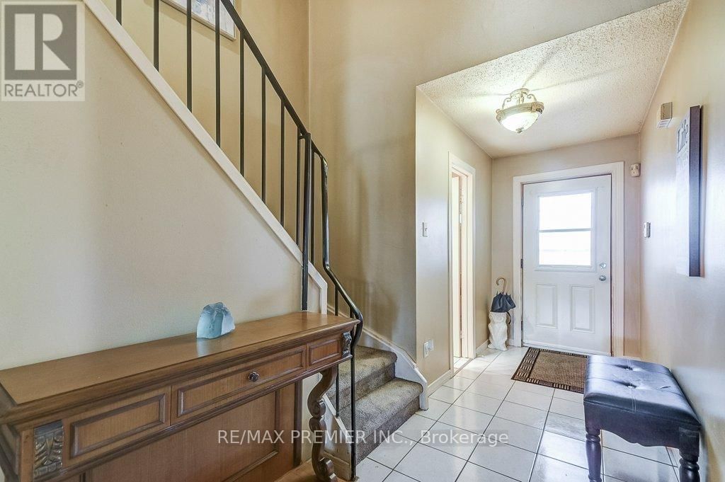81 - 2670 BATTLEFORD ROAD Image 4