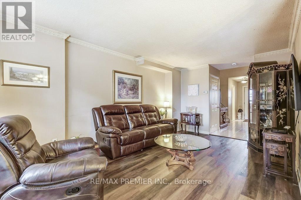 81 - 2670 BATTLEFORD ROAD Image 8