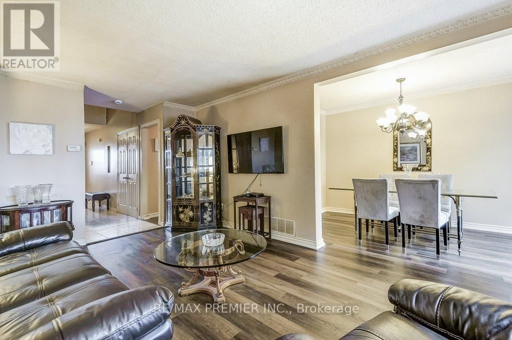 81 - 2670 BATTLEFORD ROAD Image 9